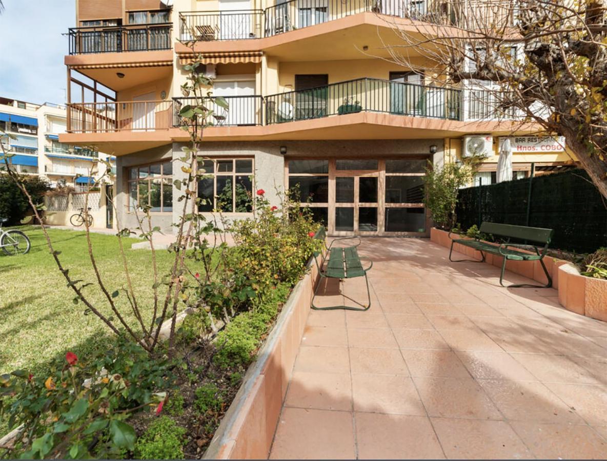 Coqueto Estudio Con Vistas Al Mar Torremolinos Exterior foto